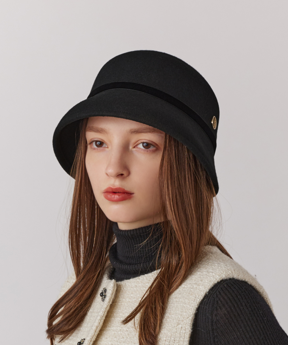 帽子 Chapeau d' O OX Back Ribbon Cloche Chapeau d' O Back Ribbon Felt Cloche | 57.5cm(75) BLACK (01